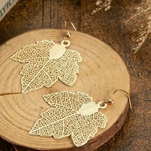 NEW! GOLD LEAF EARRINGS